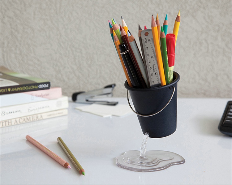 Peleg Design 创意悬浮笔筒/Desk Bucket Stationary Holder